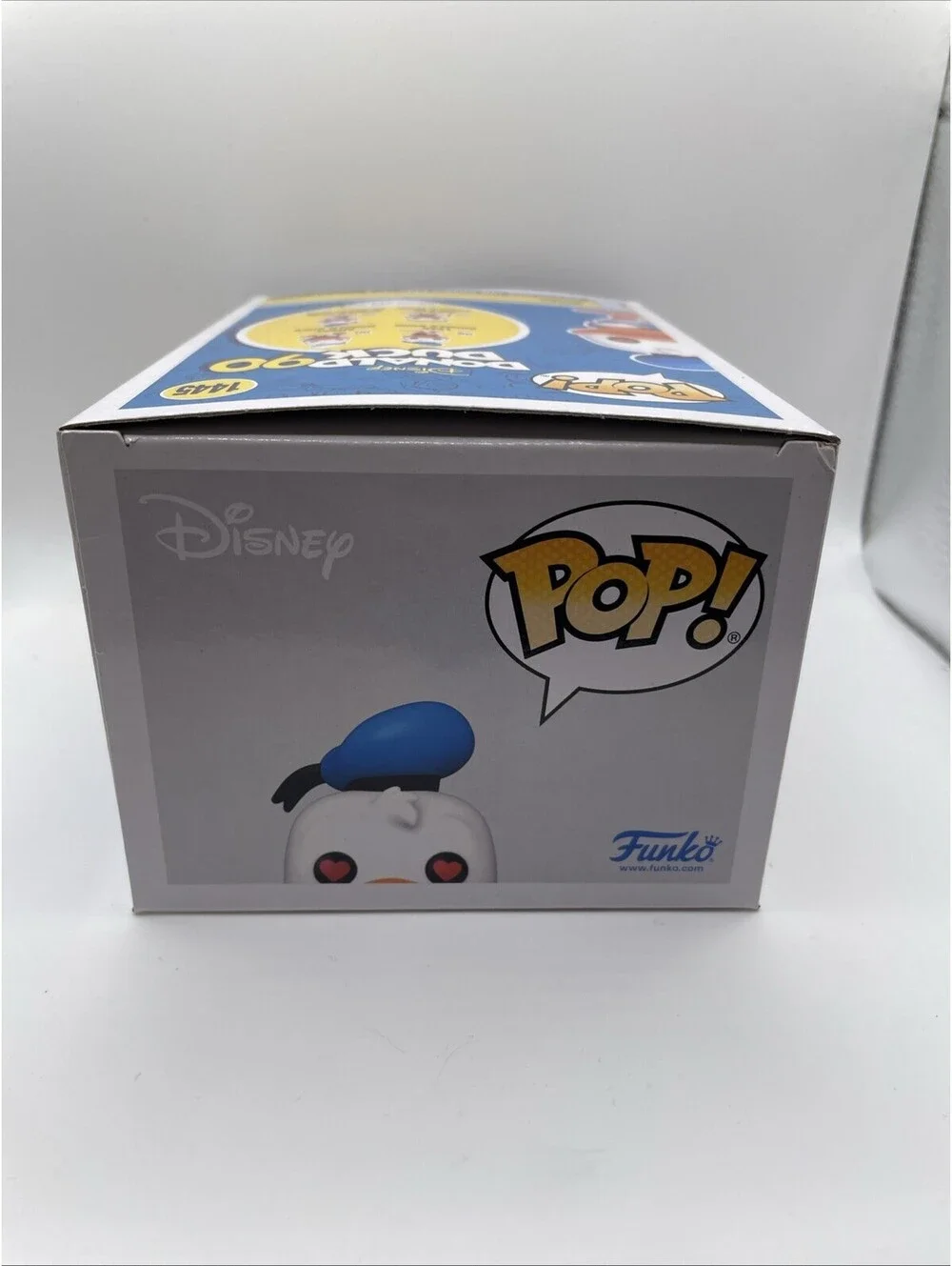 Funko Pop! Vinyl: Disney - Donald Duck with Heart Eyes #1445